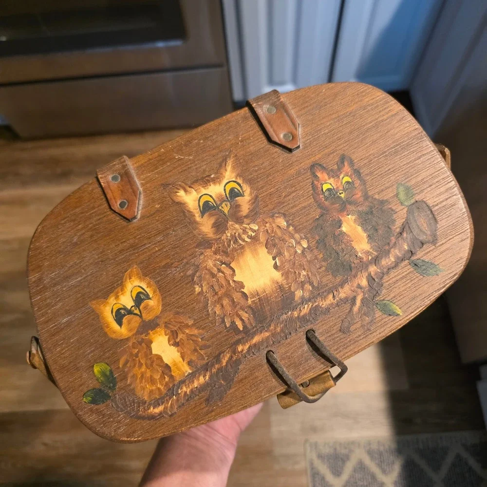 Vintage Hand Painted Owl Basket Wood Woven Lid Signed 1979 Primitive‎ Folk Art